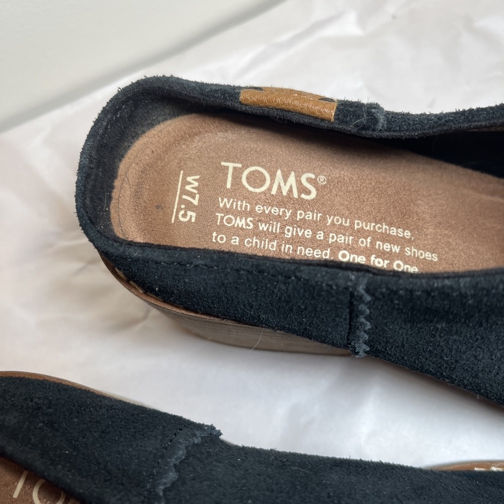 TOM'S Womens LEILA Black Suede Block Heel Mule Clog Slip On Shoes Size 7.5 W EUC - Picture 4 of 10